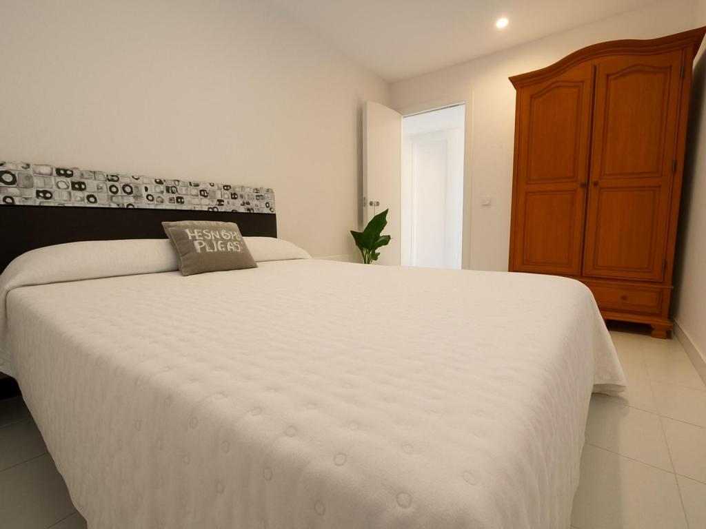 5 bed villas in Denia