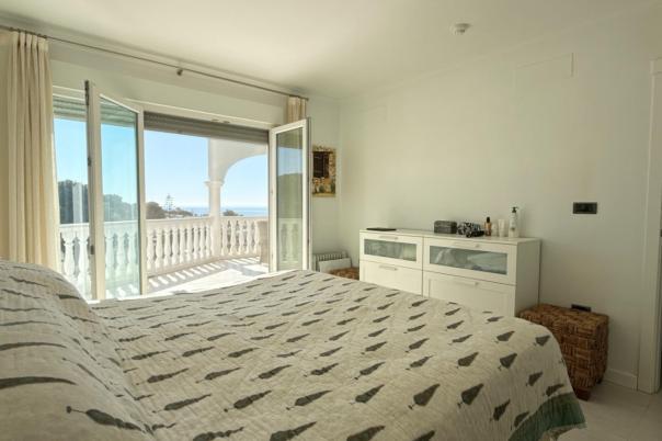 2 bed apartment in Benissa