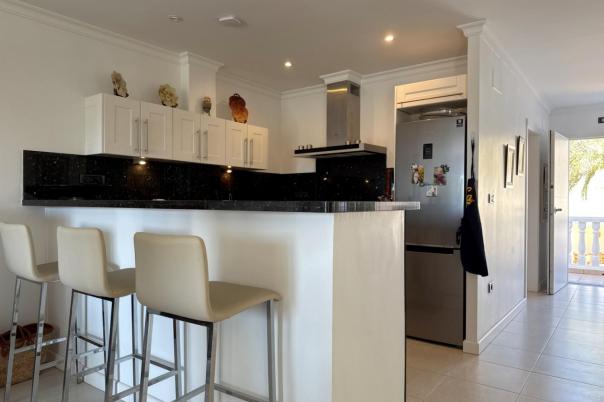 2 bed apartment in Benissa