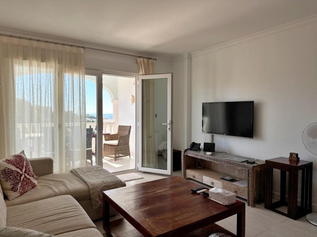 2 bed apartment in Benissa