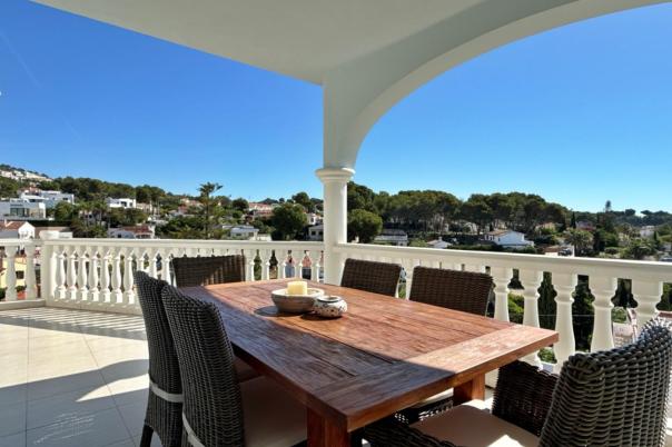 2 bed apartment in Benissa