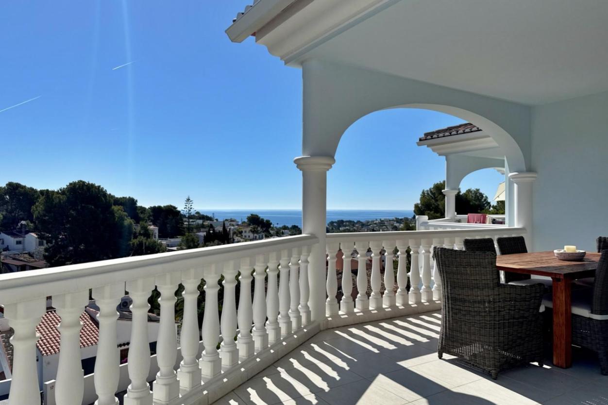 2 bed apartment in Benissa