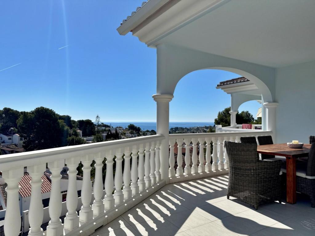 2 bed apartment in Benissa