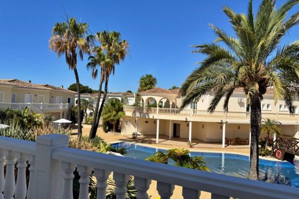 2 bed apartment in Benissa