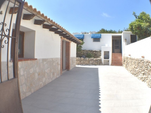 5 bed casa / chalet in Moraira