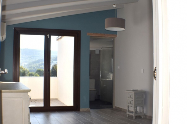 5 bed casa / chalet in Moraira