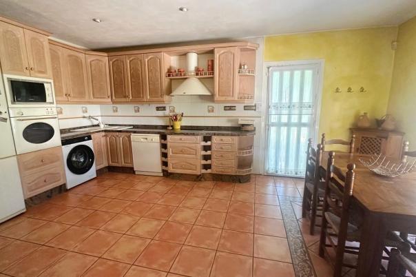 4 bed villa in Albir