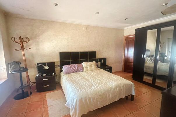 4 bed villa in Albir