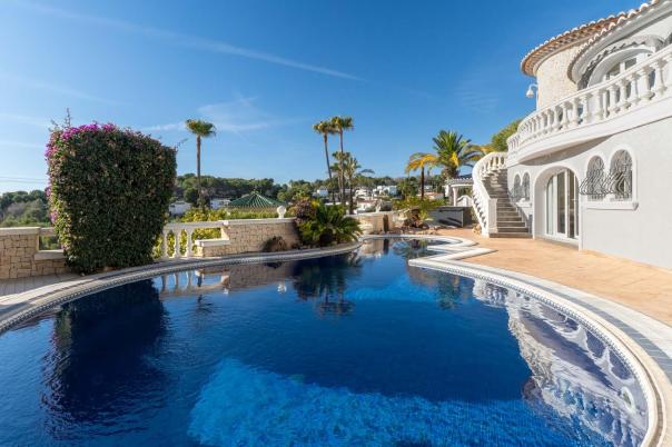 5 bed villa in Benissa