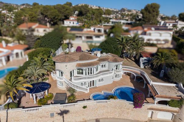 5 bed villa in Benissa