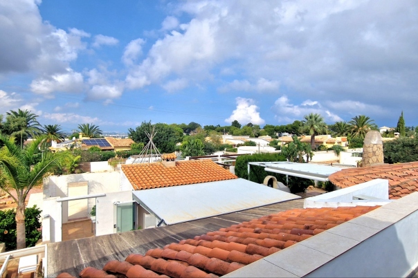 8 bed commercial premises in Denia