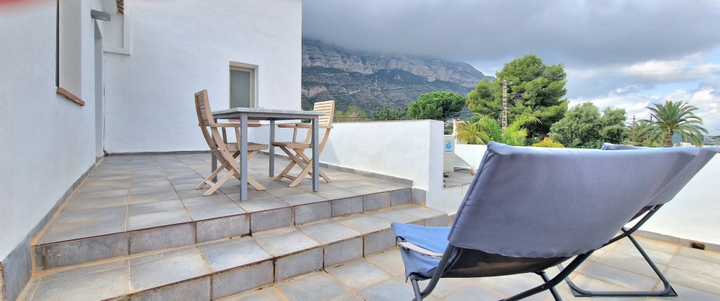 8 bed commercial premises in Denia