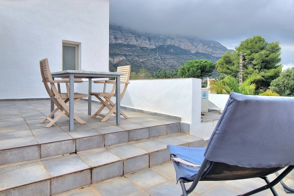 8 bed commercial premises in Denia