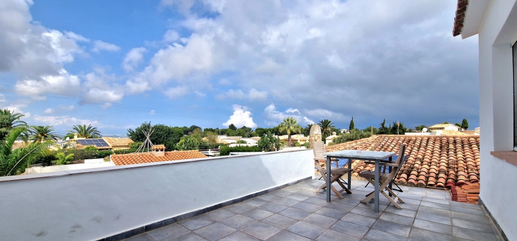 8 bed commercial premises in Denia