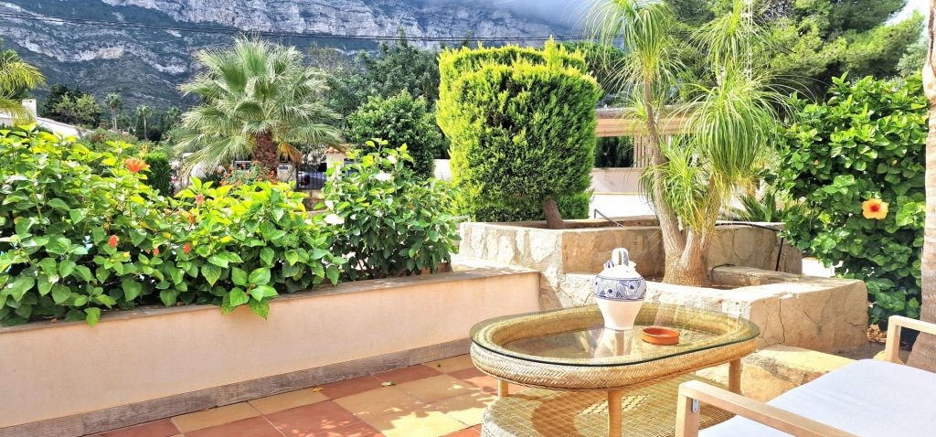 8 bed commercial premises in Denia