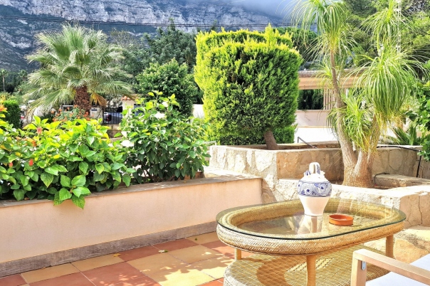 8 bed commercial premises in Denia