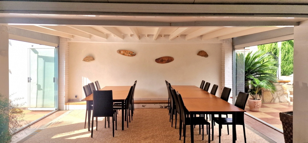 8 bed commercial premises in Denia