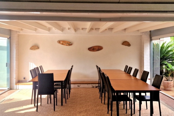 8 bed commercial premises in Denia