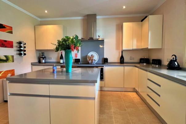 4 bed villa in Calpe