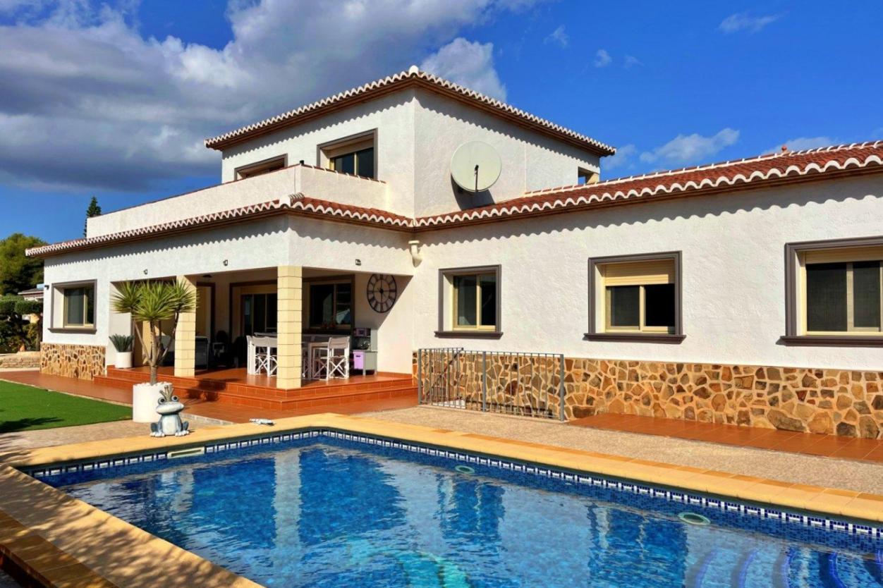 4 bed villa in Calpe