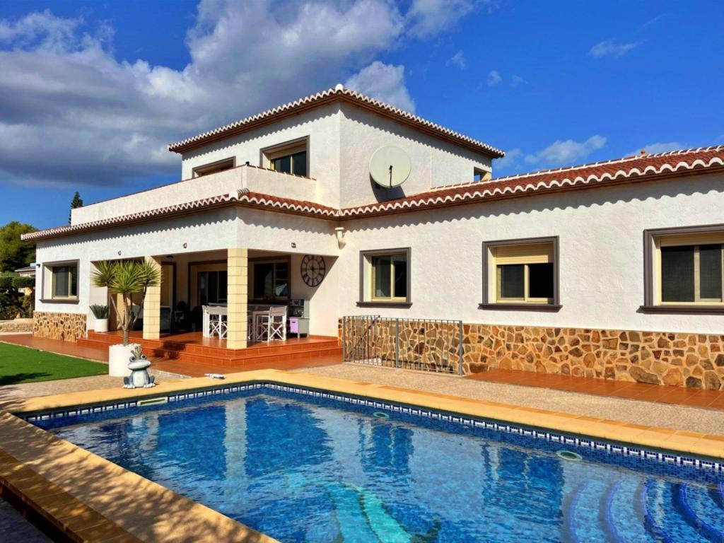 4 bed villa in Calpe