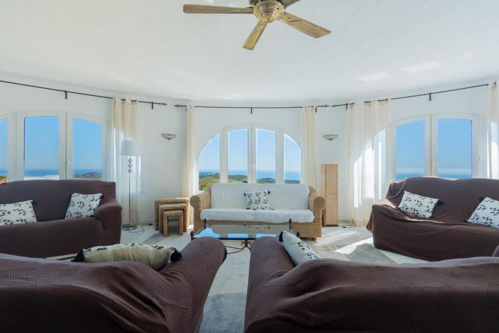4 bed villa in Benitachell