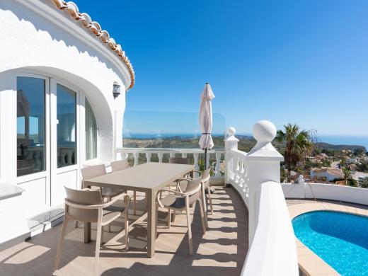 4 bed villa in Benitachell