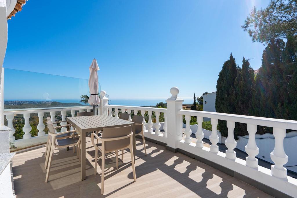 4 bed villa in Benitachell