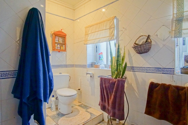 6 bed villa in Denia
