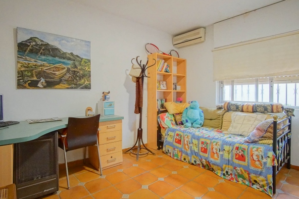 6 bed villa in Denia