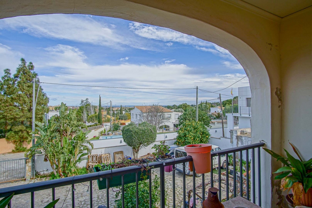 6 bed villa in Denia