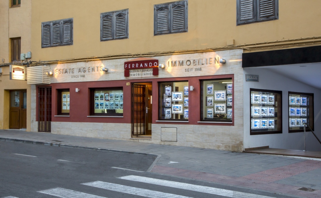 Ferrando Inmobiliaria Moraira - Property Sales & Rentals