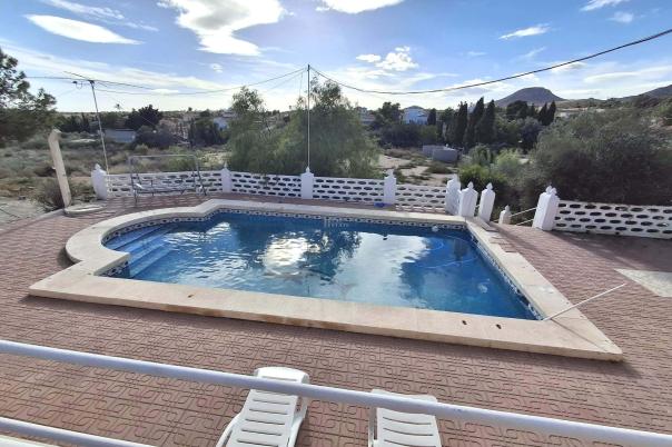 3 bed detached house in Mutxamel