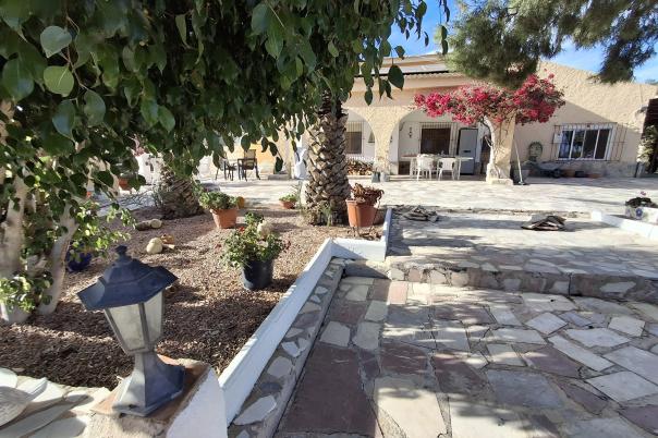 3 bed detached house in Mutxamel
