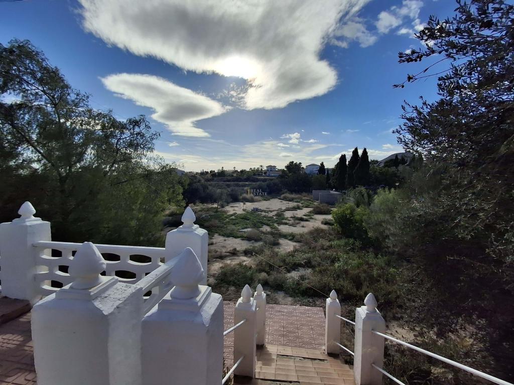 3 bed detached house in Mutxamel