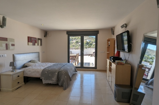 5 bed townhouse in Javea