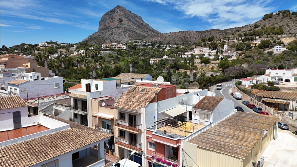 5 bed townhouse in Javea