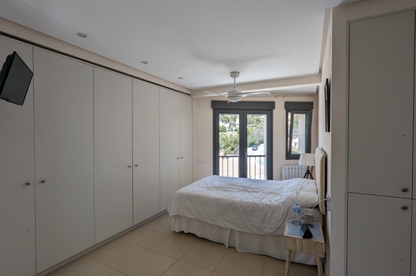 5 bed townhouse in Javea