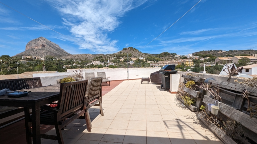 5 bed townhouse in Javea