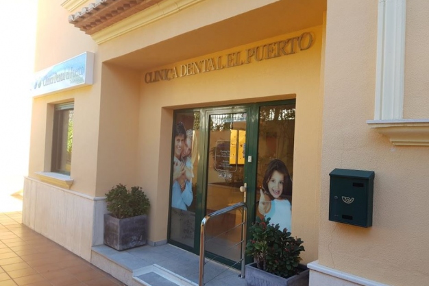 Clinica Dental El Puerto - Javea Dentist