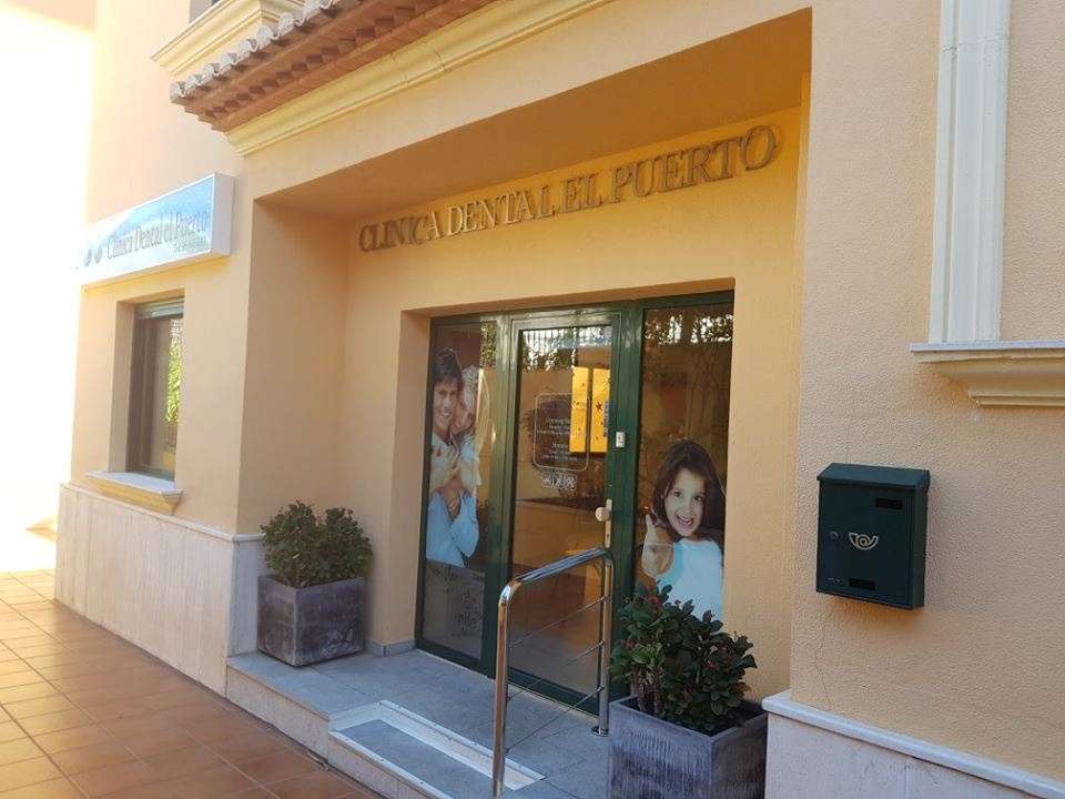 Clinica Dental El Puerto - Javea Dentist