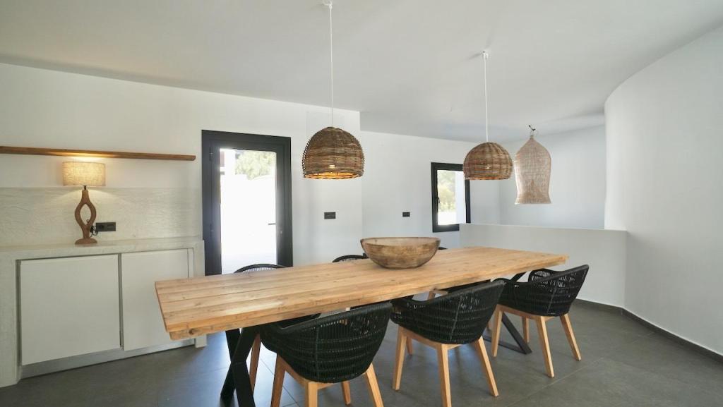 4 bed villas in Moraira