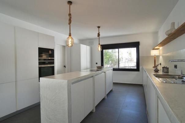 4 bed villas in Moraira