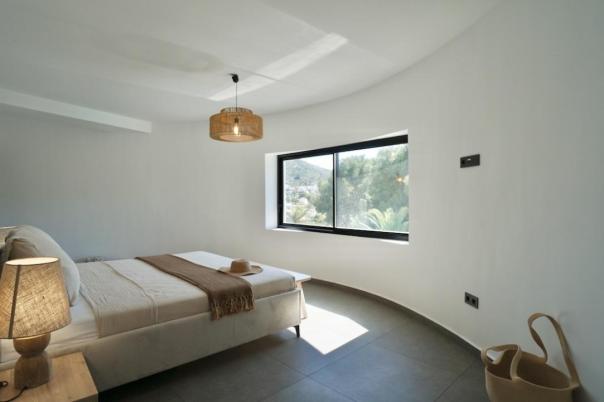 4 bed villas in Moraira