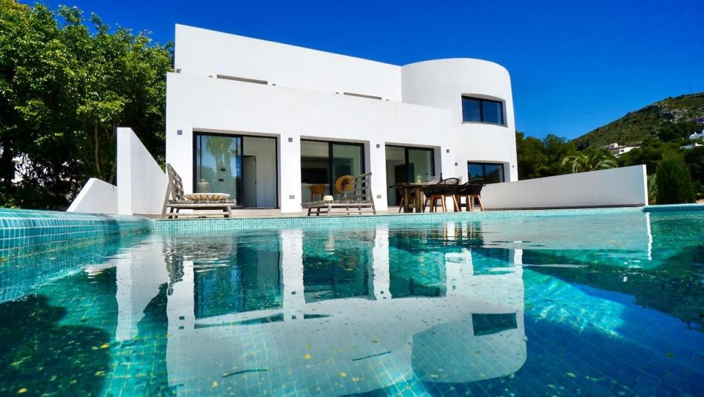4 bed villas in Moraira