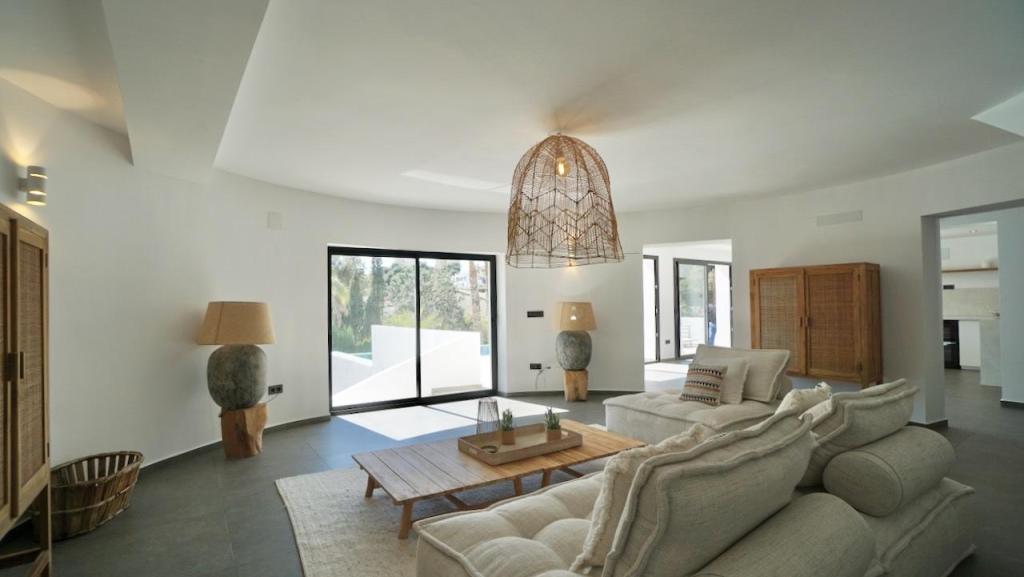 4 bed villas in Moraira