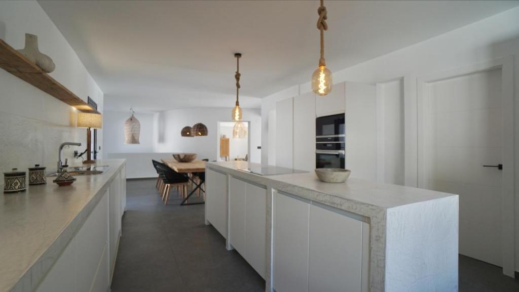 4 bed villas in Moraira