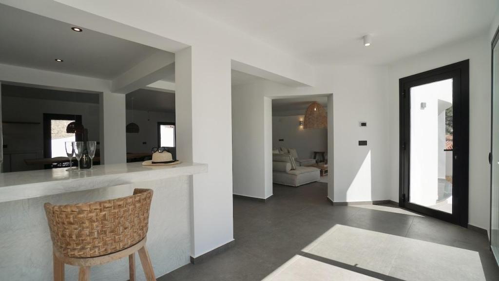4 bed villas in Moraira