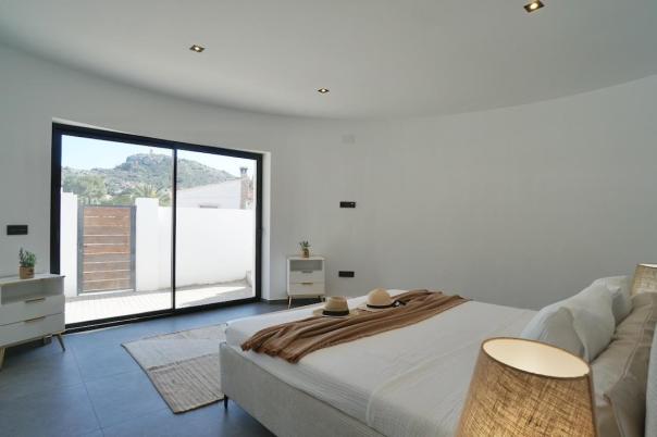 4 bed villas in Moraira