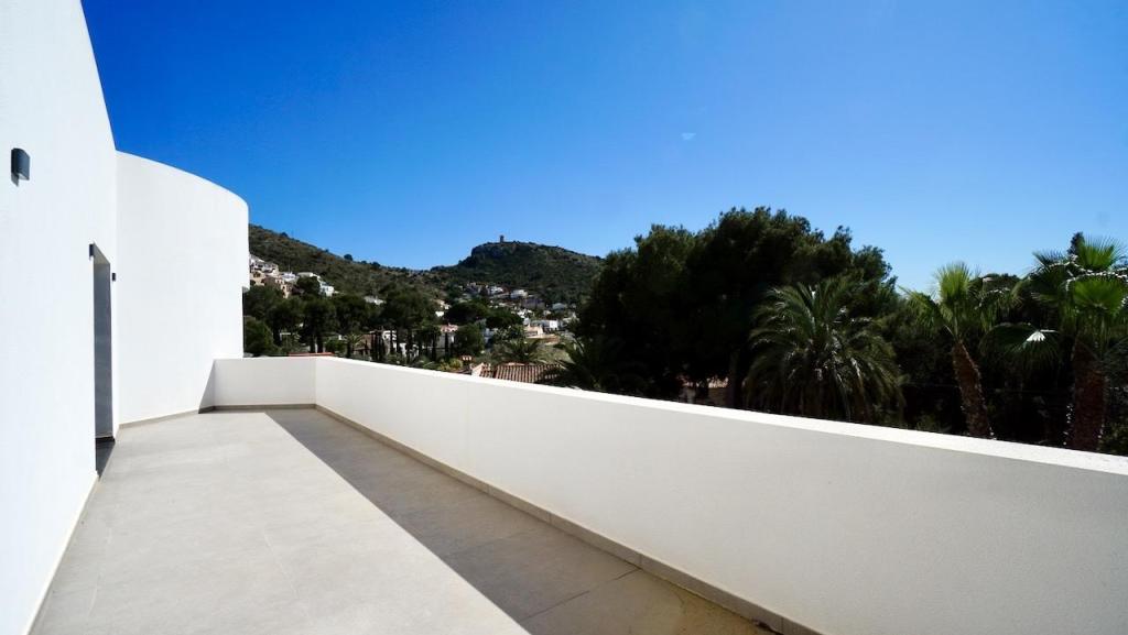 4 bed villas in Moraira